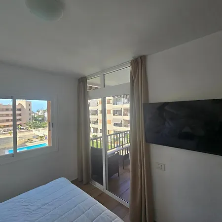 Lejlighed Fayser 301 Close To Beach, Fully Renovated, Air Con *