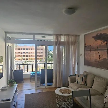 Fayser 301, 2 Bedrooms, Steps To Beach, Ac *